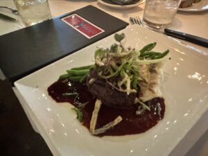Del Mar Bar & Bistro