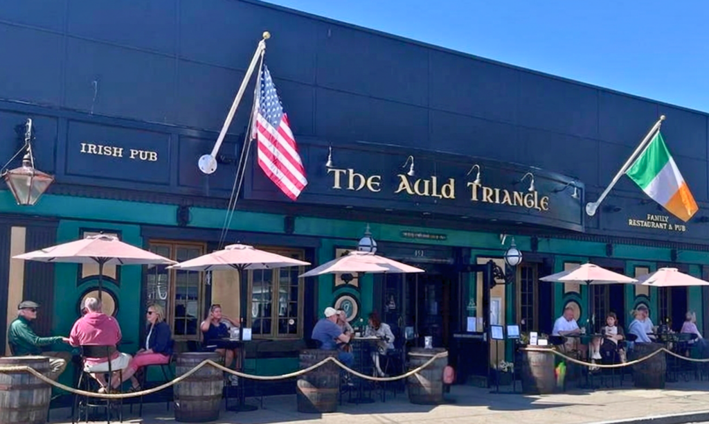 The Auld Triangle Irish Pub & Restaurant